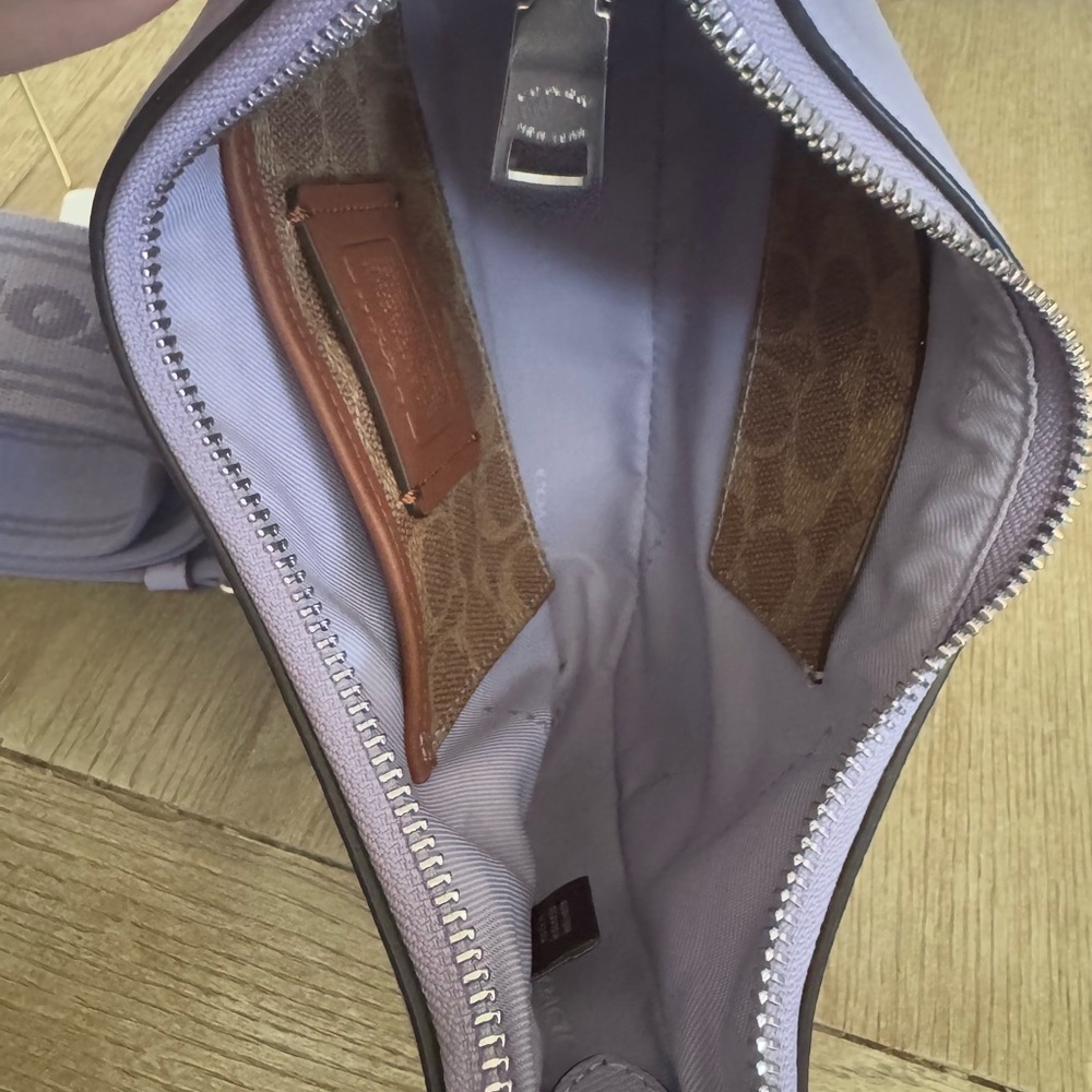 Coach teri hobo Crossbody Bag NWOT - Picture 8 of 17